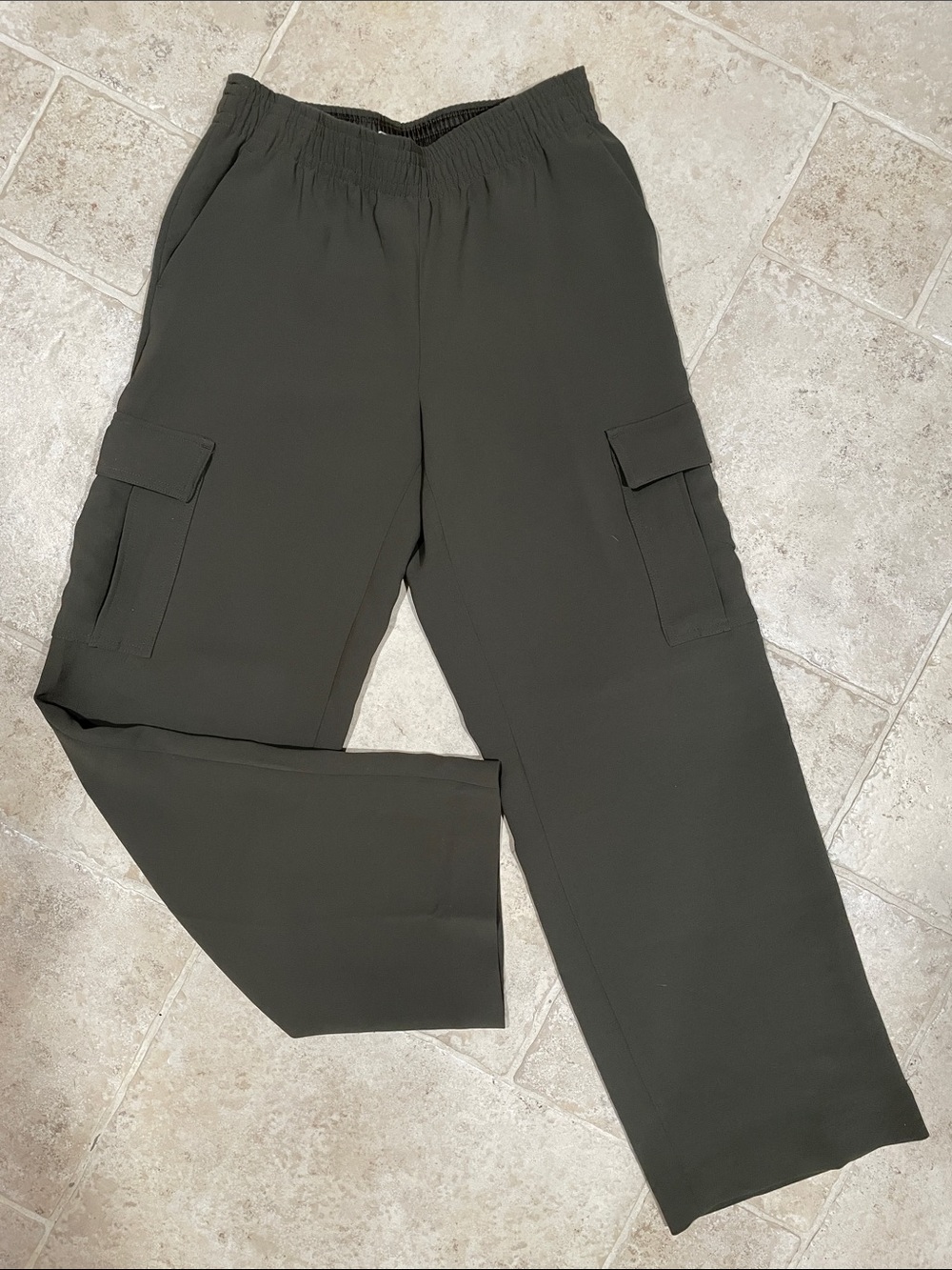 Wilfred Olive Green Cargo Pants with Elastic Waist